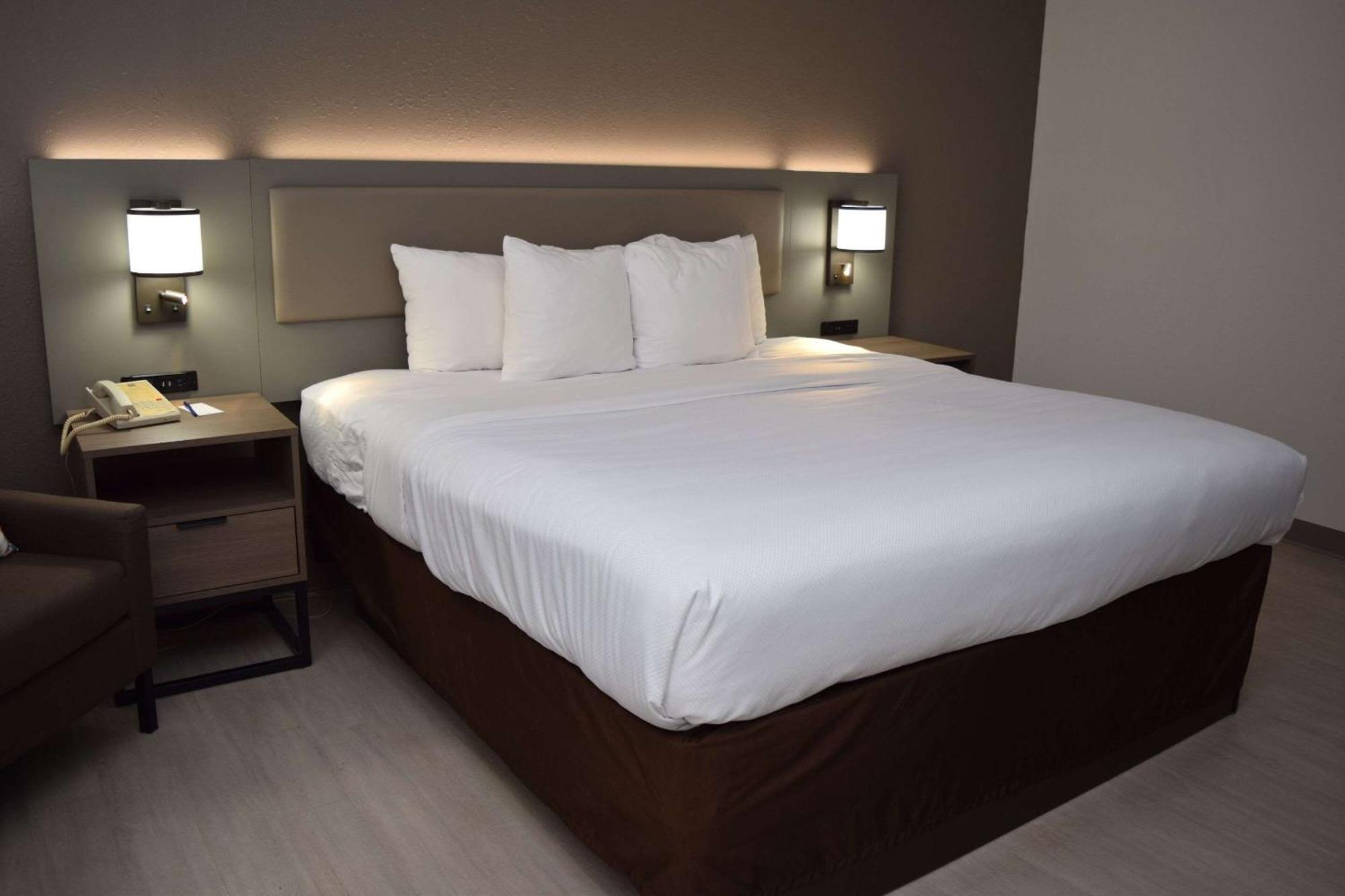 Comfort Inn & Suites Syracuse-Carrier Circle East Syracuse Eksteriør billede