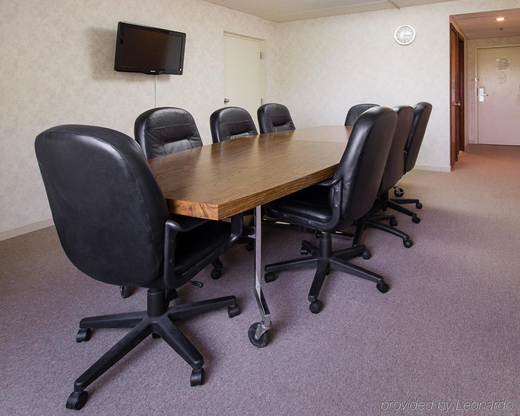 Comfort Inn & Suites Syracuse-Carrier Circle East Syracuse Eksteriør billede